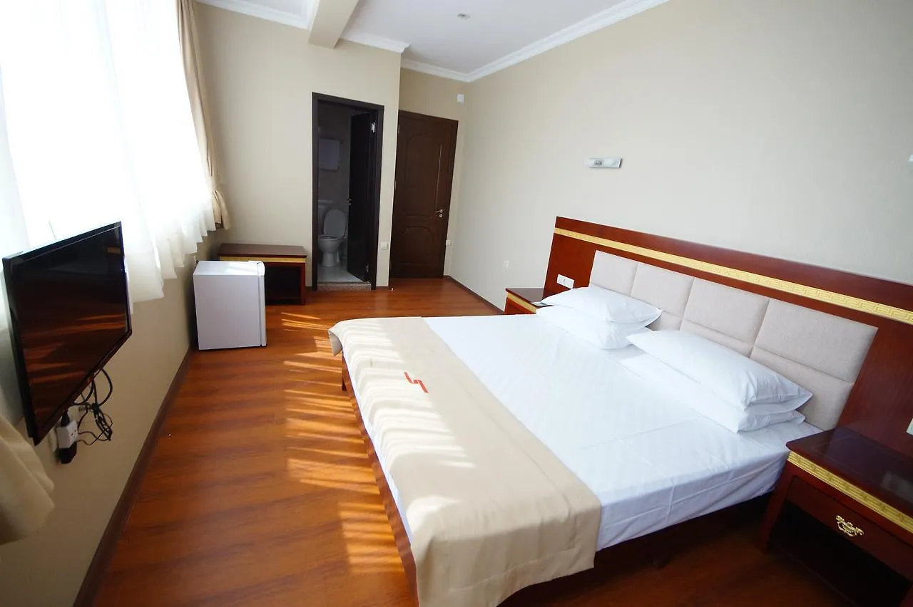 Hotel 725 Batumi