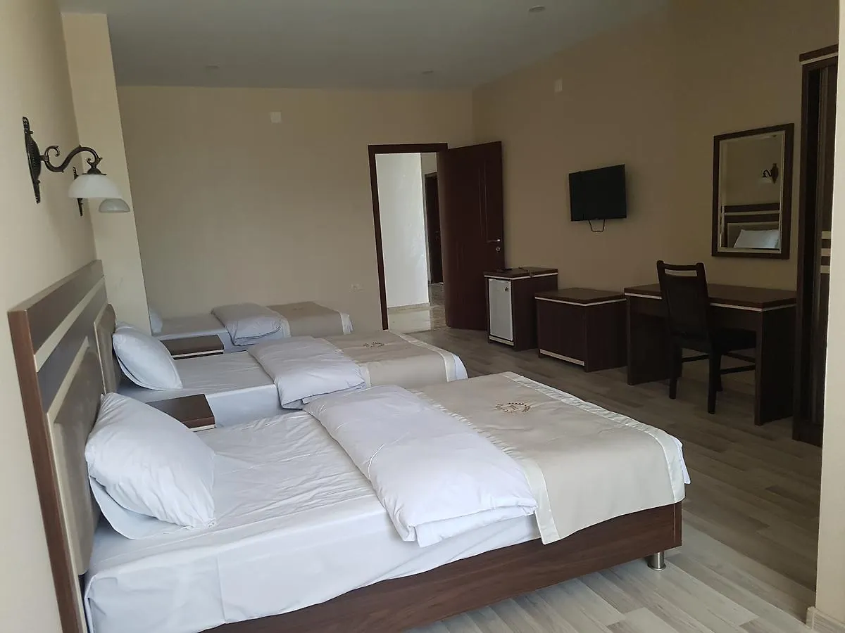 באטומי Hotel 725