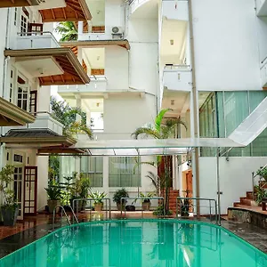 https://serene-garden-hotel.negombohotels.net